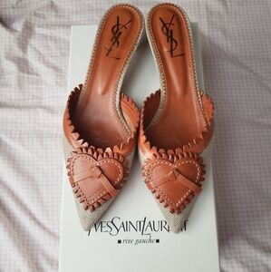 NWT Yves Saint Laurent Love Kitten Heels Mule
